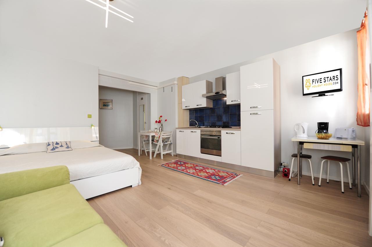 Blue Lagon Five Stars Holiday House Nice Exterior foto
