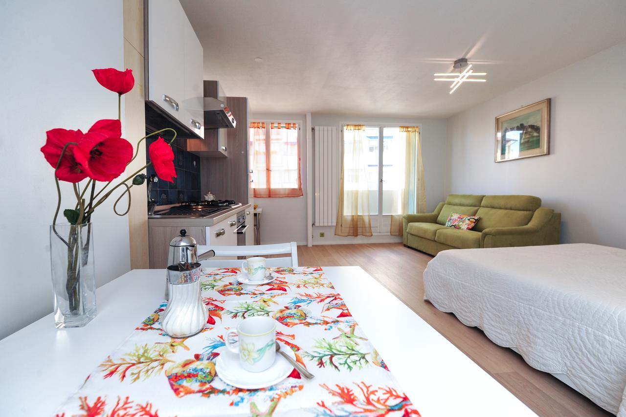 Blue Lagon Five Stars Holiday House Nice Exterior foto